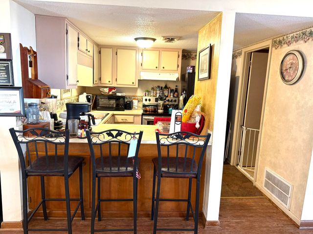 12 Annette Rd, Cherokee Village, AR 72529