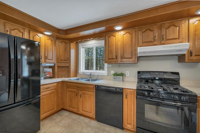 154 Portsmouth Street, Concord, NH 03301