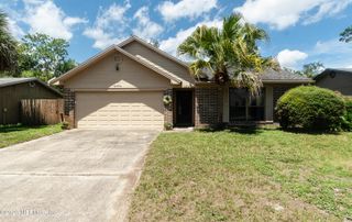 6254 ALFREDO Drive W, Jacksonville, FL 32244