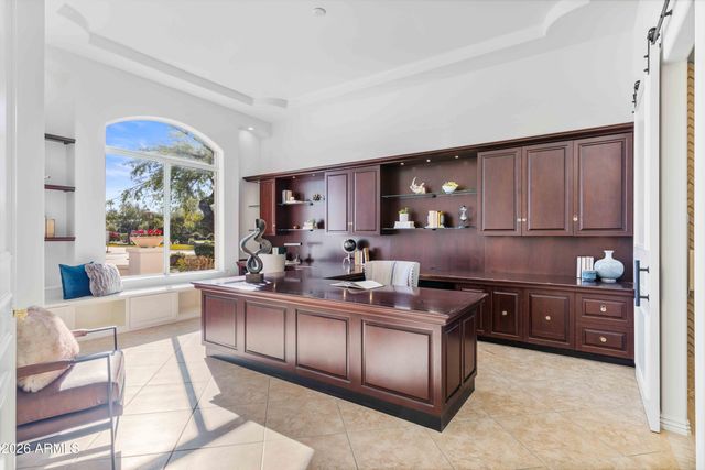 7126 E BLUEBIRD Lane, Paradise Valley, AZ 85253