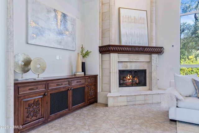 7126 E BLUEBIRD Lane, Paradise Valley, AZ 85253