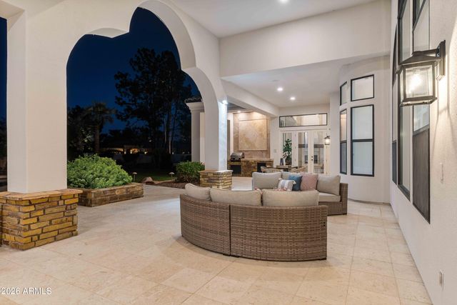 7126 E BLUEBIRD Lane, Paradise Valley, AZ 85253