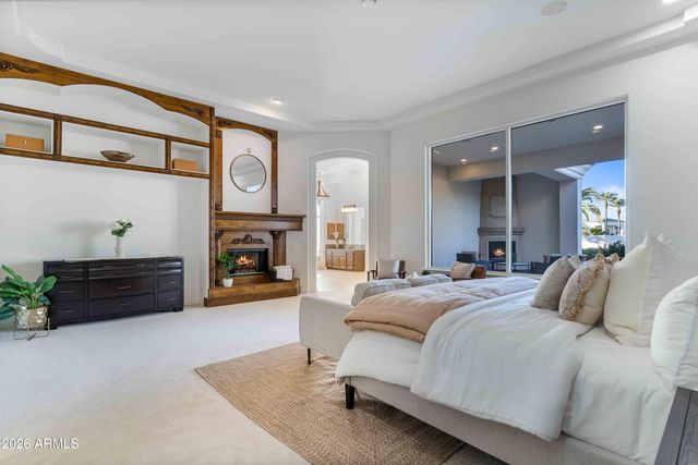 7126 E BLUEBIRD Lane, Paradise Valley, AZ 85253