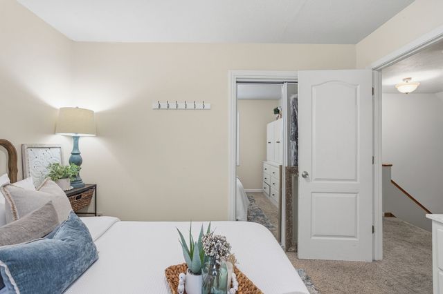 1038 S Cross Bridges Rd, Mount Pleasant, TN 38474