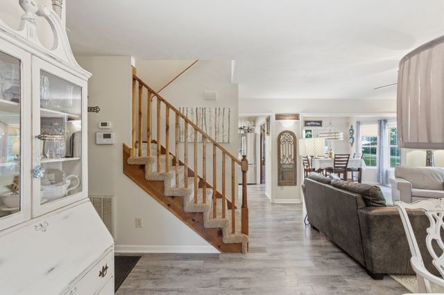 1038 S Cross Bridges Rd, Mount Pleasant, TN 38474