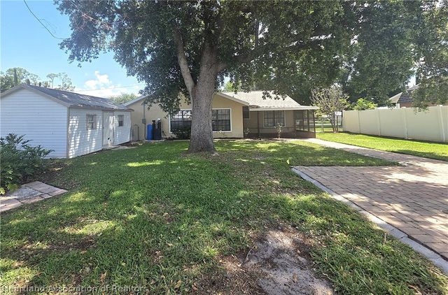 1542 Camellia Court, Lake Placid, FL 33852
