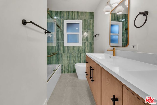 21014 Baltar Street, Canoga Park, CA 91304