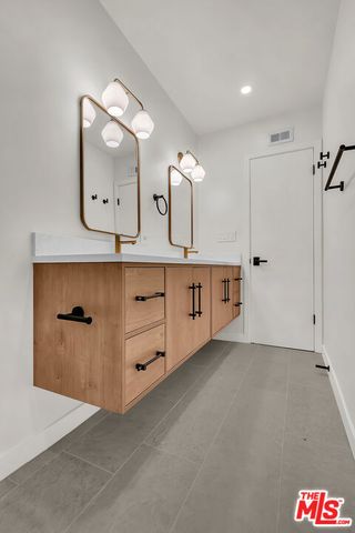 21014 Baltar Street, Canoga Park, CA 91304