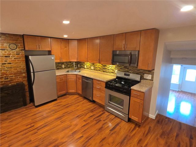 3416 Ligonier St, Lawrenceville, PA 15201