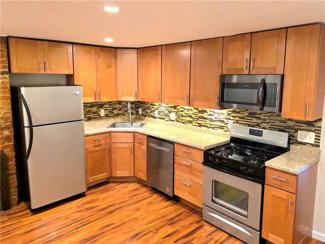 3416 Ligonier St, Lawrenceville, PA 15201