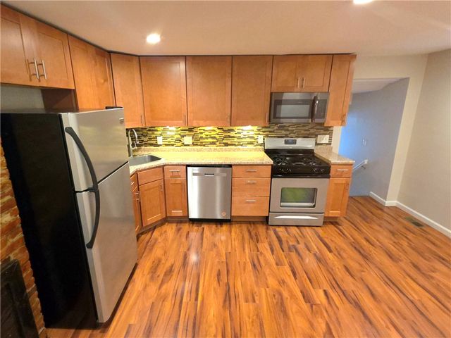 3416 Ligonier St, Lawrenceville, PA 15201