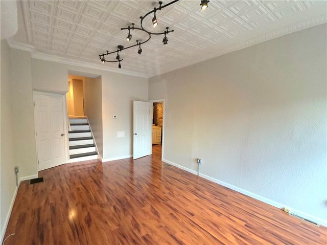 3416 Ligonier St, Lawrenceville, PA 15201