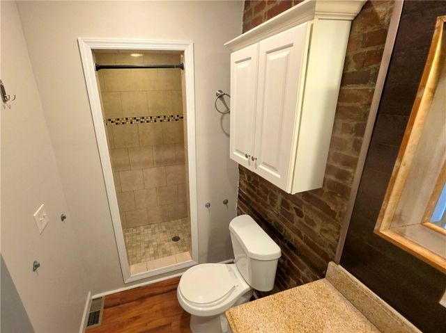 3416 Ligonier St, Lawrenceville, PA 15201