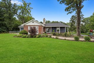 13908 Il Route 176, Woodstock, IL 60098