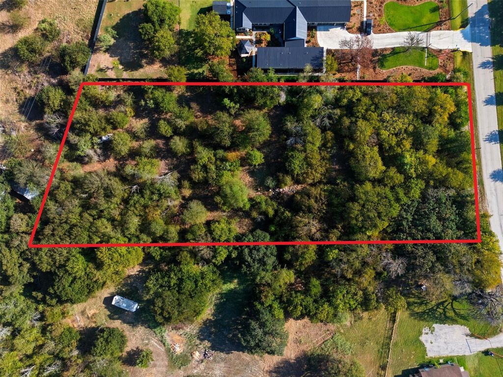 888 Lillian Road, Mansfield, TX 76063