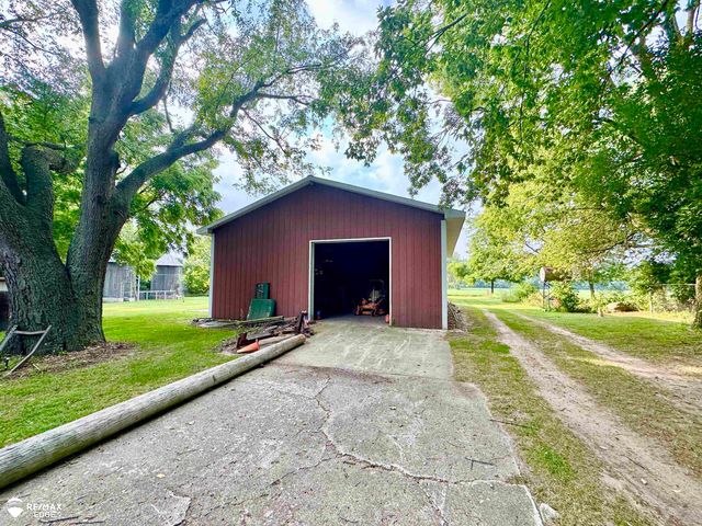 5262 E Coldwater Road, Flint, MI 48506