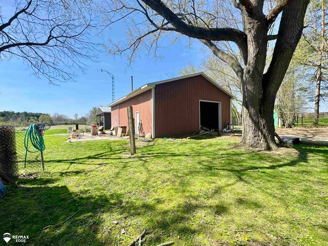 5262 E Coldwater Road, Flint, MI 48506
