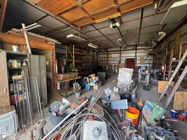 5262 E Coldwater Road, Flint, MI 48506