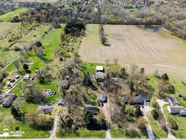 5262 E Coldwater Road, Flint, MI 48506