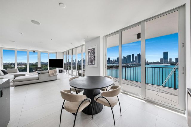 1000 Venetian Way 1004, Miami, FL 33139