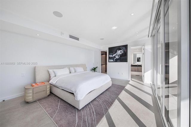 1000 Venetian Way 1004, Miami, FL 33139