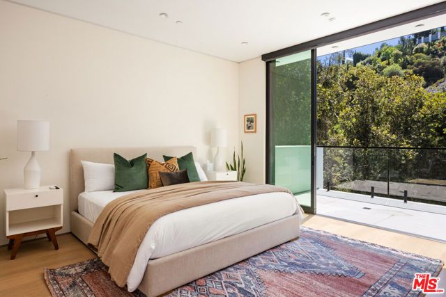 1488 Rising Glen Road, Los Angeles, CA 90069