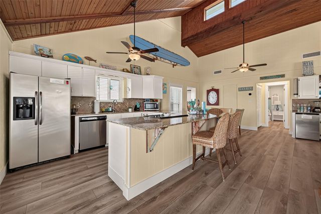 21818 Matagorda Drive, Galveston, TX 77554