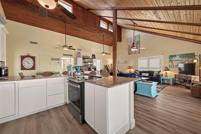 21818 Matagorda Drive, Galveston, TX 77554