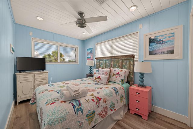 21818 Matagorda Drive, Galveston, TX 77554