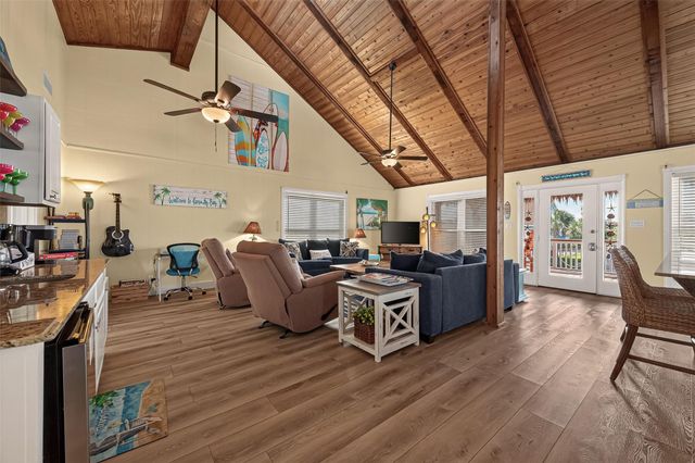 21818 Matagorda Drive, Galveston, TX 77554