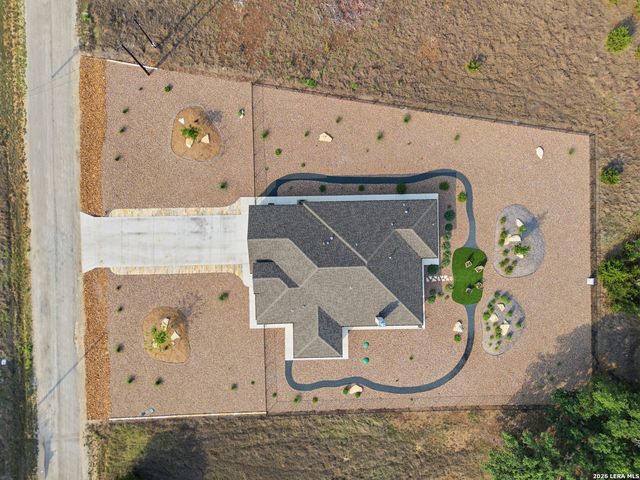 326 PARK RD, Bandera, TX 78003