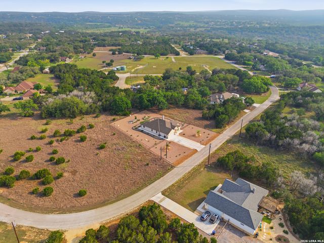 326 PARK RD, Bandera, TX 78003