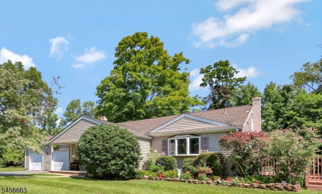 8 Libby Ave, Pequannock Twp., NJ 07444 — exterior