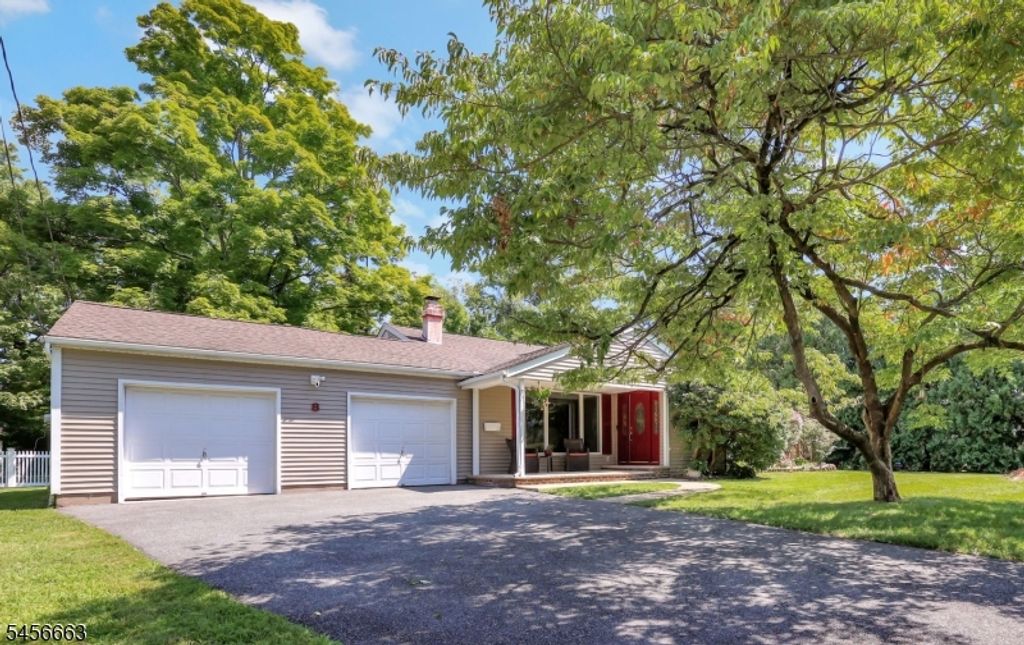 8 Libby Ave, Pequannock Twp., NJ 07444 — photo 2