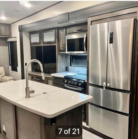 950 Clara Street, Crystal Beach, TX 77650