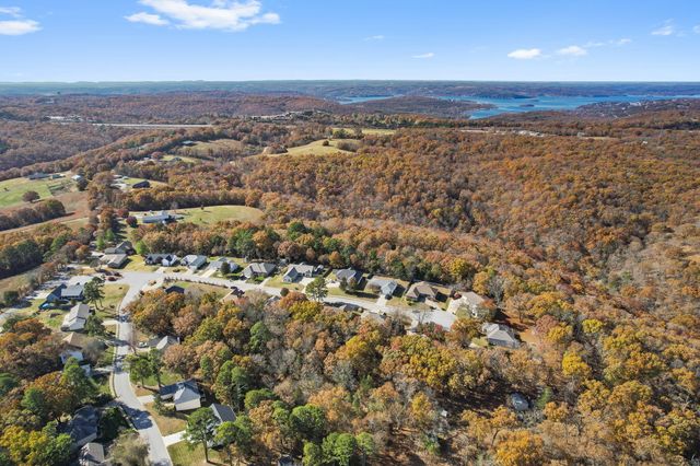 150 Alysse Ln, Hollister, MO 65672