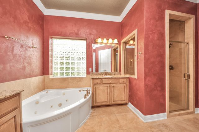 3727 Lakeridge Canyon Drive, Sugar Land, TX 77498