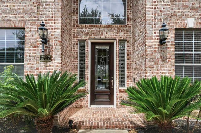 3727 Lakeridge Canyon Drive, Sugar Land, TX 77498
