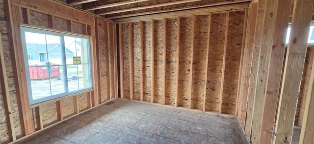 3818 NW Reinhart Drive, Ankeny, IA 50023