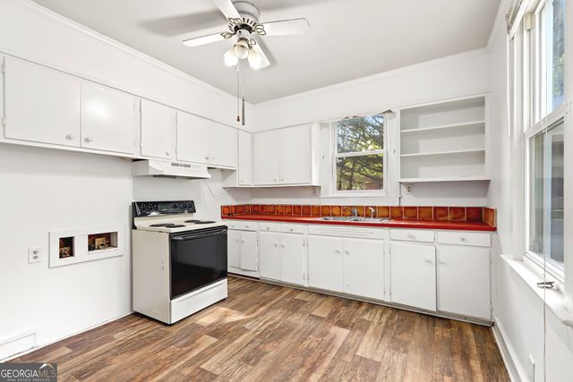 7 Georgia Avenue, Hampton, GA 30228