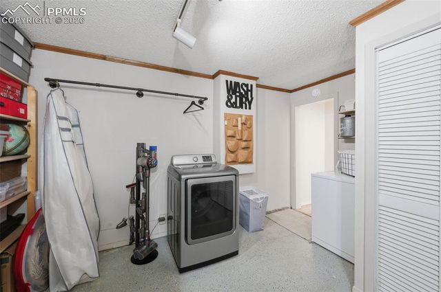 14 E Old Broadmoor Road, Colorado Springs, CO 80906