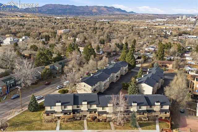 14 E Old Broadmoor Road, Colorado Springs, CO 80906