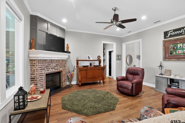 20905 Sweet Bay, Lindale, TX 75771