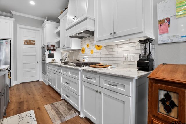 20905 Sweet Bay, Lindale, TX 75771