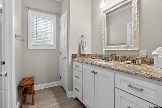 20905 Sweet Bay, Lindale, TX 75771