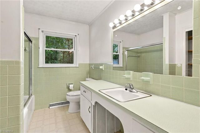 423 Bradley Road, Winston-salem, NC 27107