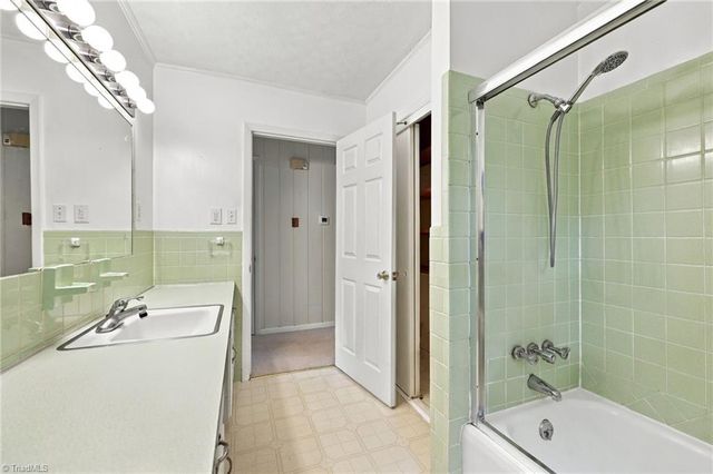 423 Bradley Road, Winston-salem, NC 27107
