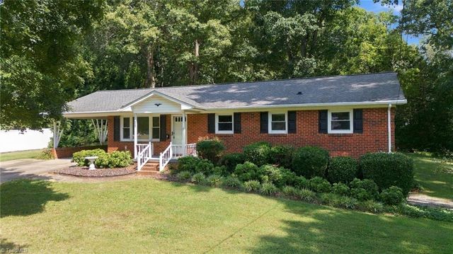423 Bradley Road, Winston-salem, NC 27107