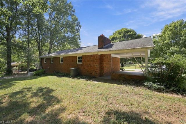 423 Bradley Road, Winston-salem, NC 27107