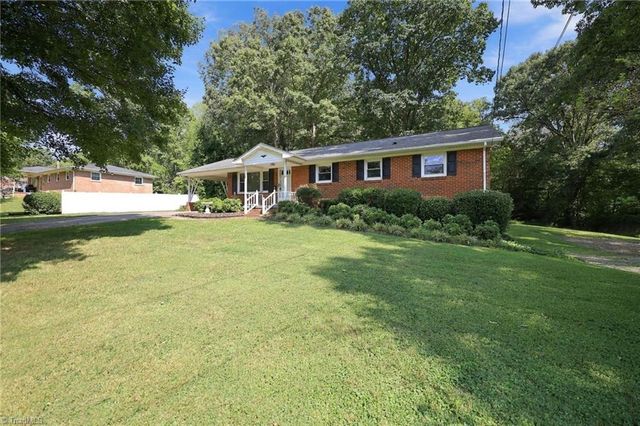 423 Bradley Road, Winston-salem, NC 27107
